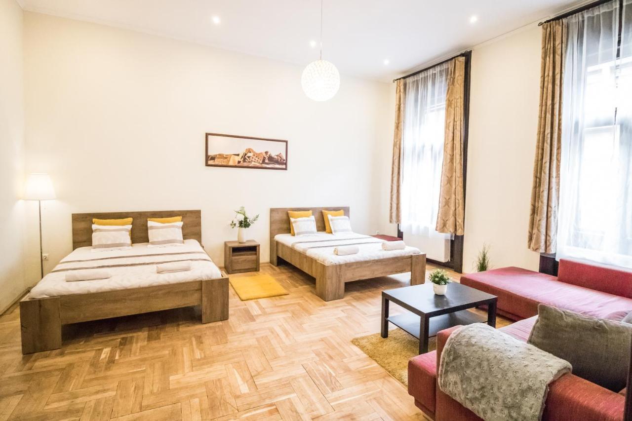 Real Klauzál Apartamento *